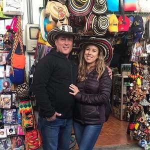 Meet your Posher, Ilia